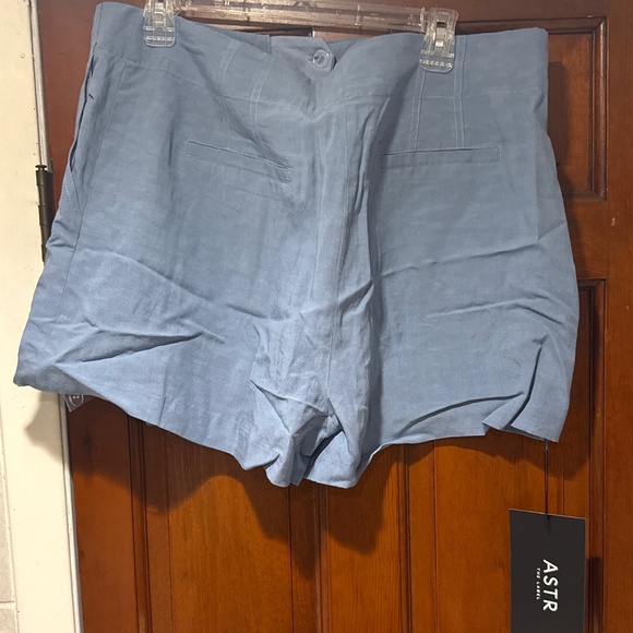 ASTR ARTICE SHORT - Picture 6 of 6